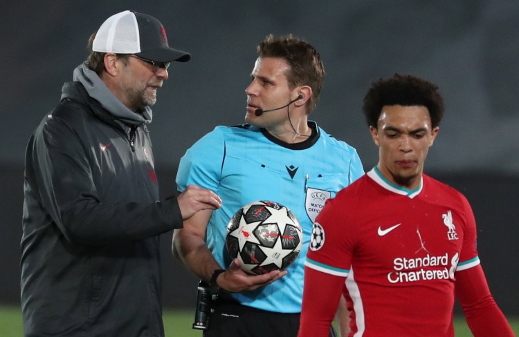 世预赛单场进3球，若昂-内维斯职业生涯第二次上演帽子戏法