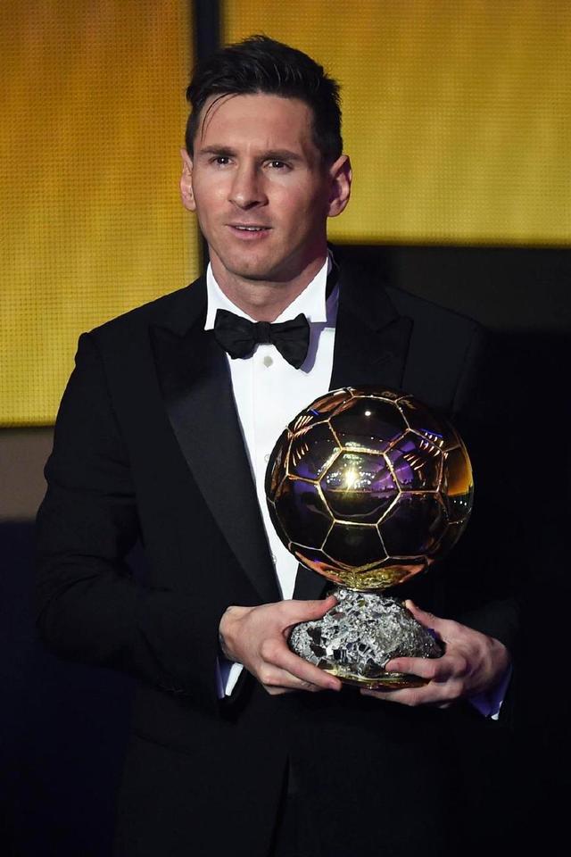 每体：巴萨接近签下埃及17岁前锋阿卜杜勒卡里姆