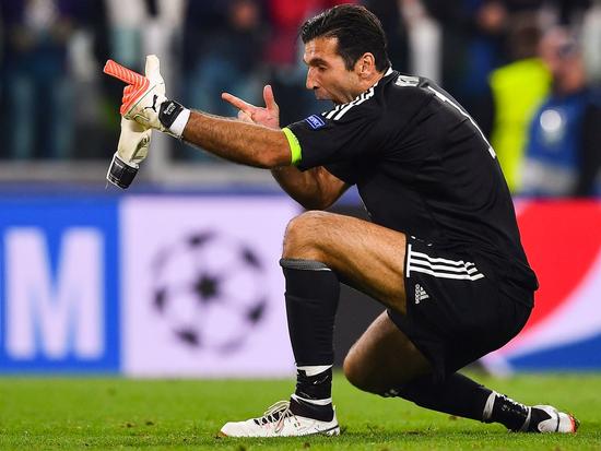 争四格局大乱，曼联3场不败，积分追平切尔西，与欧冠区只差1分