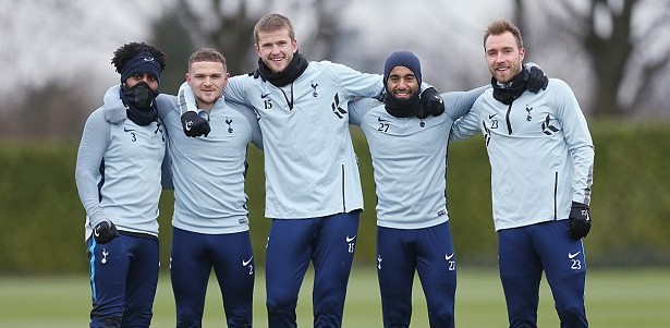 罗马3-1客胜克雷莫内塞登顶意甲，苏莱、埃文-弗格森、利马破门