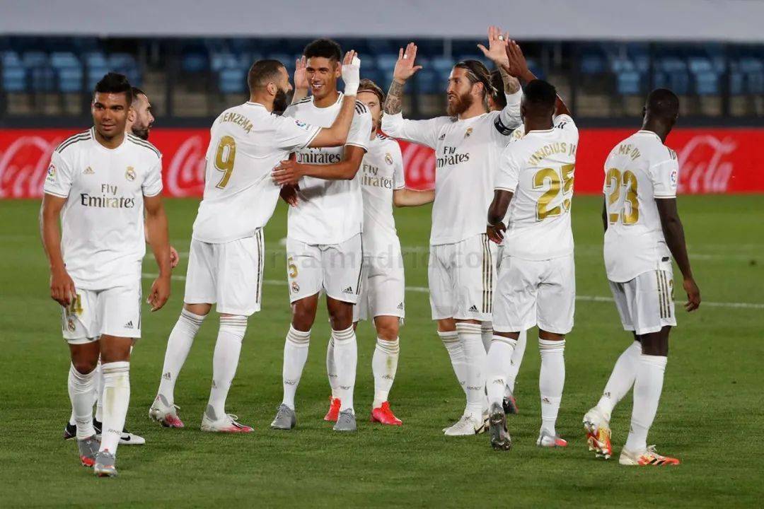 鲍曼：“点球杀手”是怎么炼成的 对500场里程碑感到惊讶