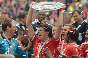 2025欧洲金童奖颁奖典礼：杜埃获得2025年金童奖