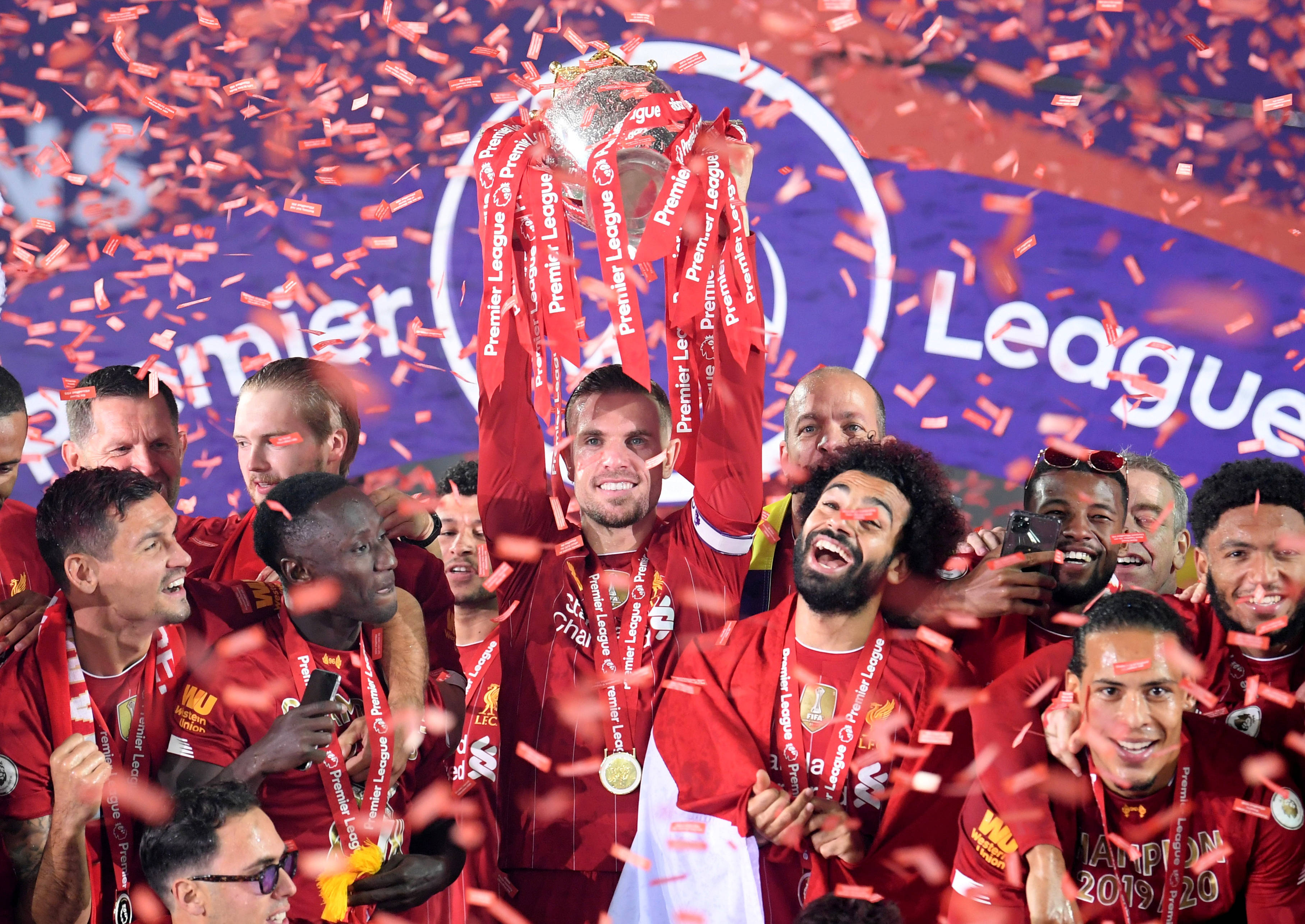 中超：武汉三镇2-0战胜浙江队