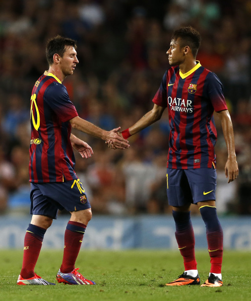 西甲：巴萨主场4-1大胜瓦伦西亚