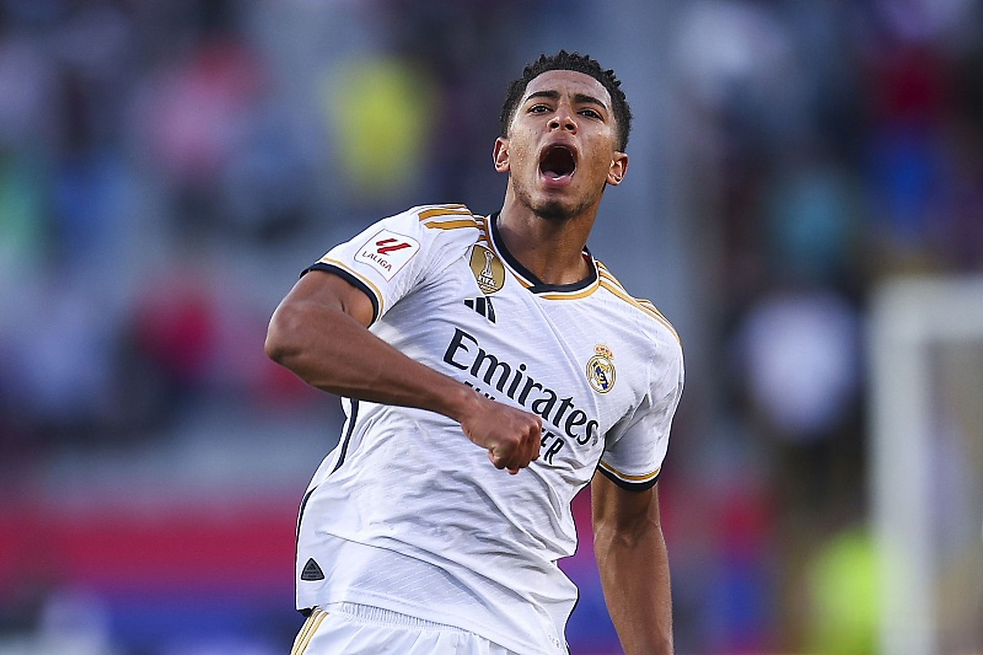 杨瀚森首发后各界说啥？韩乔生谈慢热，美媒称赞，被指无首发实力