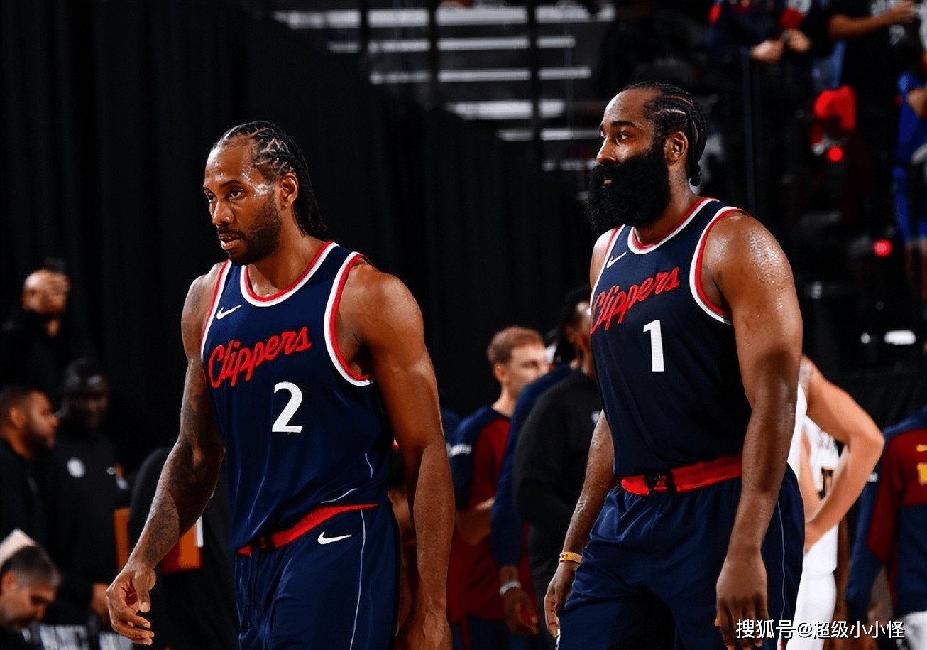 NBA焦点战：湖人主场逆转掘金,