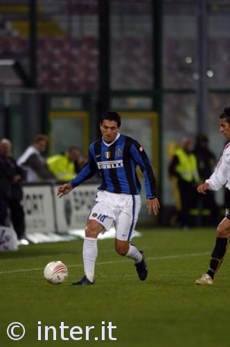 马丁内利：欧冠比赛空间更大，英超有些队喜欢摆大巴所以难踢